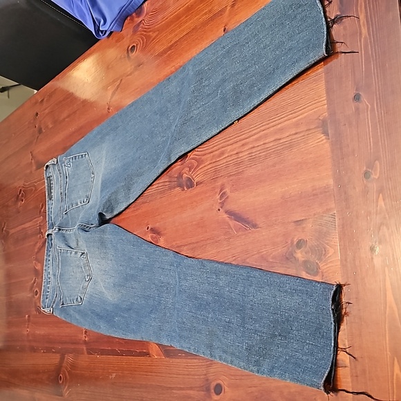 Articles of Society size 27 distressed cropped jeans - Picture 5 of 6